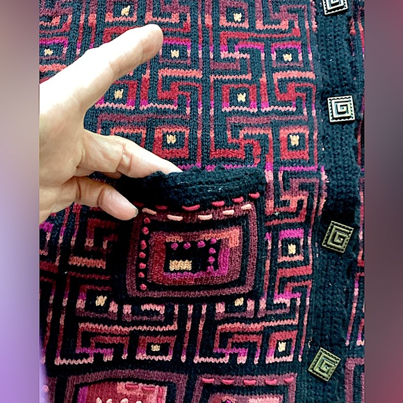 Vintage 1980’s Icelandic Cardigan. B9 - Picture 12 of 16